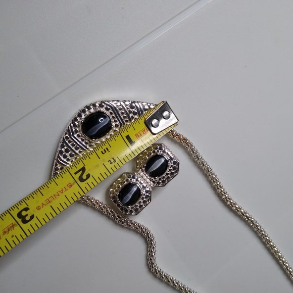 Vintage Roman Brand Metal And Glass Necklace And Clip On Earring Set - Picture 15 of 15